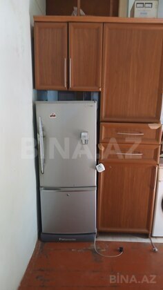 1 otaqlı Köhnə tikili, Elmlər Akademiyası m., Bakı