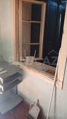 1 otaqlı Köhnə tikili, Elmlər Akademiyası m., Bakı