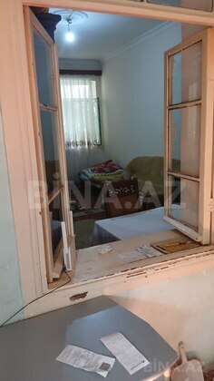 1 otaqlı Köhnə tikili, Elmlər Akademiyası m., Bakı