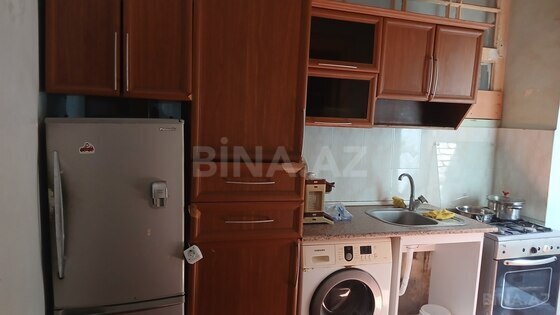 1 otaqlı Köhnə tikili, Elmlər Akademiyası m., Bakı
