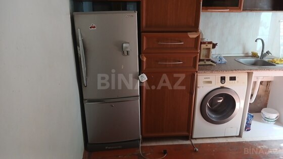 1 otaqlı Köhnə tikili, Elmlər Akademiyası m., Bakı