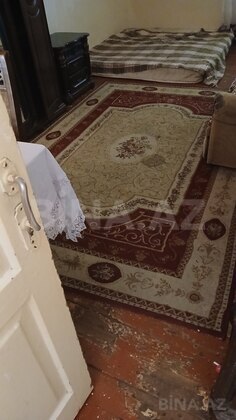 1 otaqlı Köhnə tikili, Elmlər Akademiyası m., Bakı