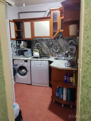2 otaqlı Köhnə tikili, 20 Yanvar m., Bakı