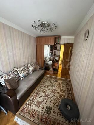 3 otaqlı Köhnə tikili, Neftçilər m., Bakı