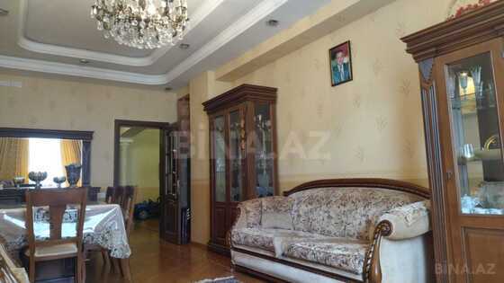 3 otaqlı Yeni tikili, İnşaatçılar m., Bakı