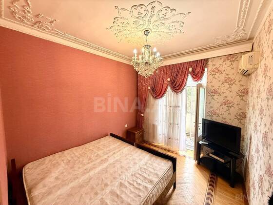 4 otaqlı Köhnə tikili, Nərimanov r., Bakı