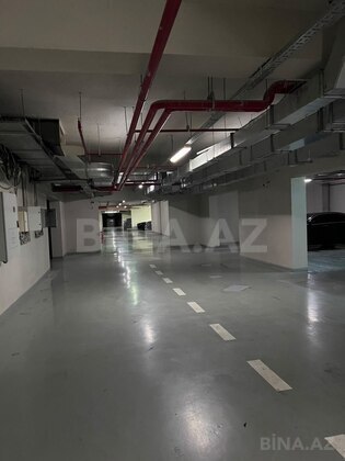 4 otaqlı Yeni tikili, Elmlər Akademiyası m., Bakı