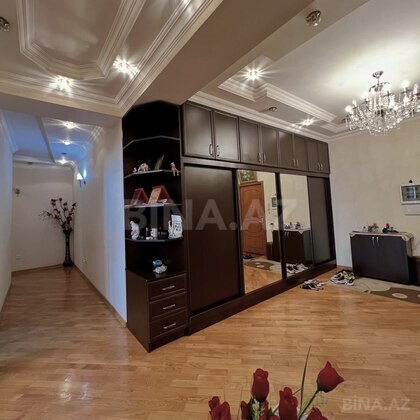 3 otaqlı Yeni tikili, İnşaatçılar m., Bakı