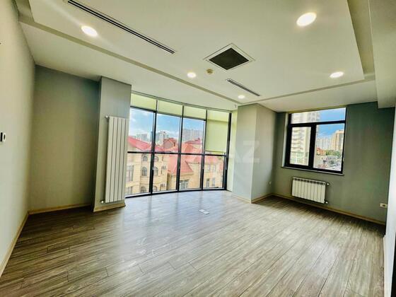 10 otaqlı Ofis, 8 Noyabr m., Bakı