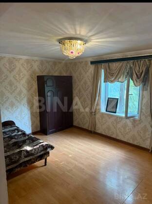 3 otaqlı Köhnə tikili, Badamdar q., Bakı