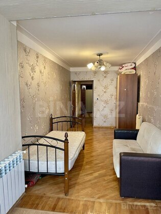 3 otaqlı Köhnə tikili, Səbail r., Bakı