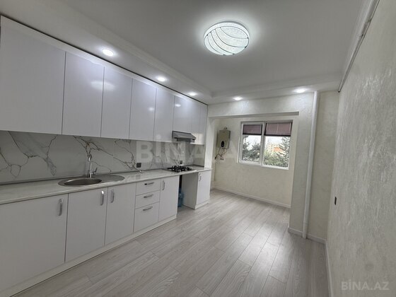 2 otaqlı Köhnə tikili, Həzi Aslanov m., Bakı
