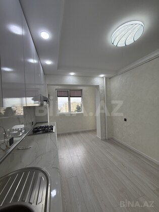 2 otaqlı Köhnə tikili, Həzi Aslanov m., Bakı