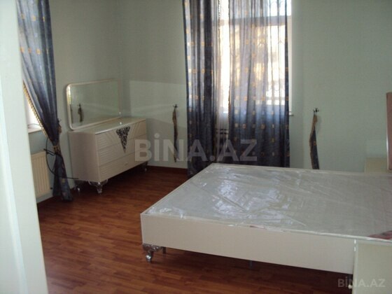5 otaqlı Həyət evi/Bağ evi, Xocəsən m., Bakı