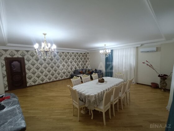 3 otaqlı Yeni tikili, Şah İsmayıl Xətai m., Bakı