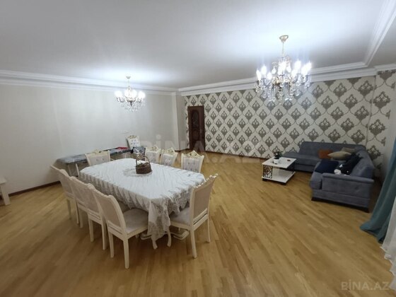 3 otaqlı Yeni tikili, Şah İsmayıl Xətai m., Bakı