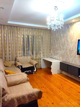 2 otaqlı Köhnə tikili, Qaraçuxur q., Bakı