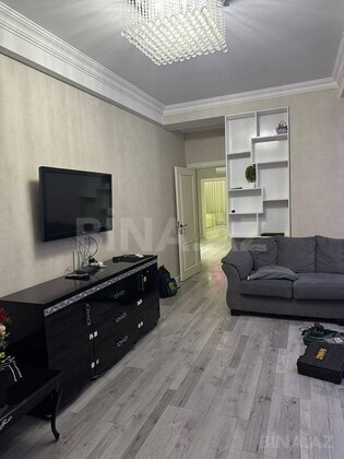 3 otaqlı Yeni tikili, İnşaatçılar m., Bakı