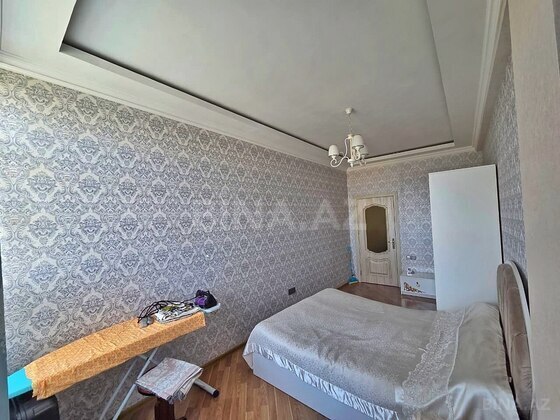 3 otaqlı Yeni tikili, Neftçilər m., Bakı