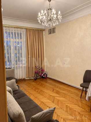 3 otaqlı Köhnə tikili, İçəri Şəhər m., Bakı