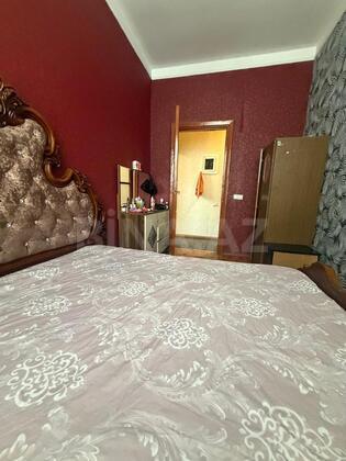 2 otaqlı Köhnə tikili, Elmlər Akademiyası m., Bakı