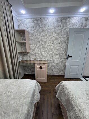 3 otaqlı Köhnə tikili, Əhmədli m., Bakı