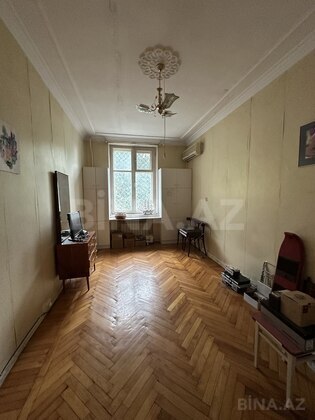 4 otaqlı Köhnə tikili, Nəsimi r., Bakı