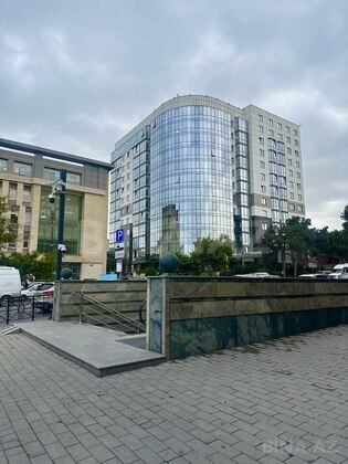 4 otaqlı Köhnə tikili, Nəsimi r., Bakı