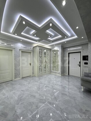 3 otaqlı Yeni tikili, Neftçilər m., Bakı