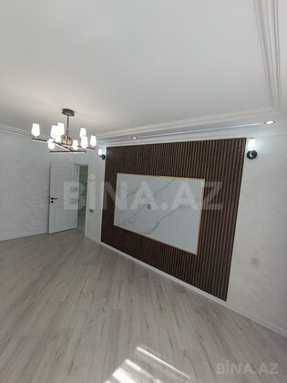 3 otaqlı Köhnə tikili, Xalqlar Dostluğu m., Bakı