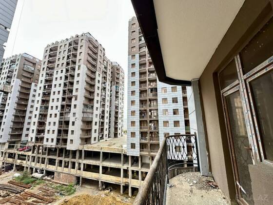 4 otaqlı Yeni tikili, Yeni Yasamal q., Bakı
