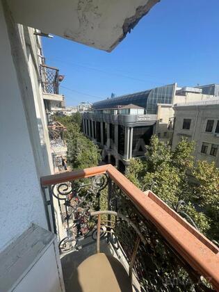 2 otaqlı Köhnə tikili, Sahil m., Bakı