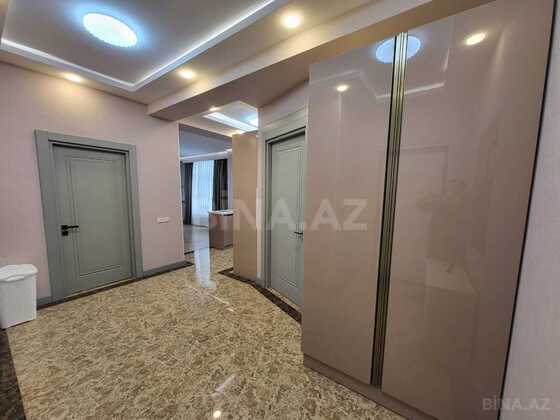 3 otaqlı Yeni tikili, Şah İsmayıl Xətai m., Bakı