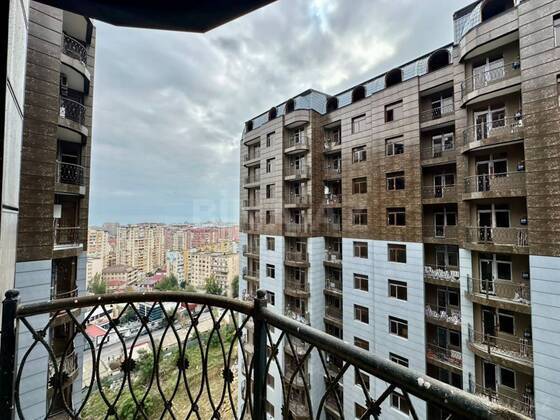 4 otaqlı Yeni tikili, Yeni Yasamal q., Bakı