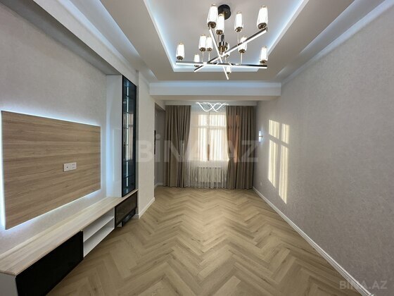 3 otaqlı Yeni tikili, Qara Qarayev m., Bakı