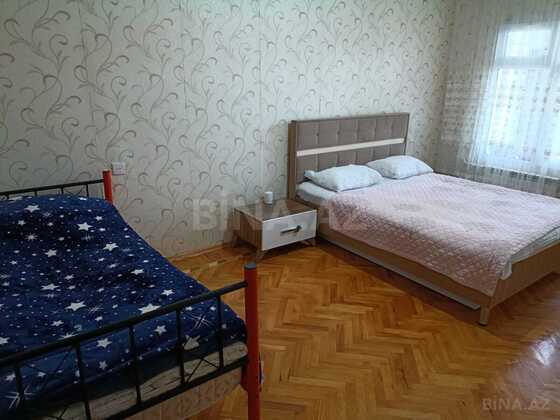 3 otaqlı Köhnə tikili, Köhnə Günəşli q., Bakı