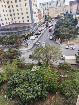 2 otaqlı Köhnə tikili, Yeni Günəşli q., Bakı