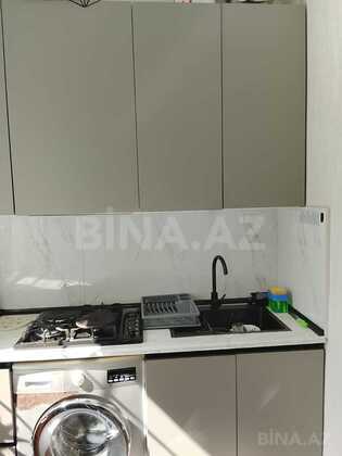 3 otaqlı Köhnə tikili, Neftçilər m., Bakı