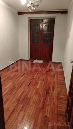 3 otaqlı Köhnə tikili, Abşeron r., Xırdalan