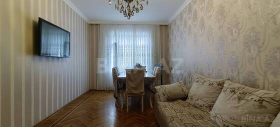 3 otaqlı Köhnə tikili, 9-cu mikrorayon q., Bakı