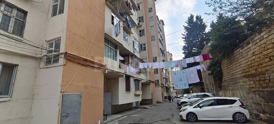 3 otaqlı Köhnə tikili, 9-cu mikrorayon q., Bakı