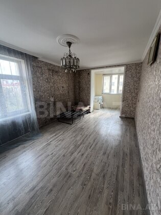 2 otaqlı Köhnə tikili, Qara Qarayev m., Bakı