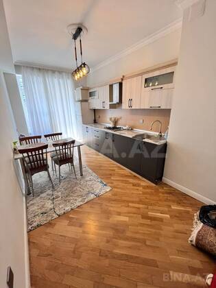2 otaqlı Yeni tikili, 8 Noyabr m., Bakı