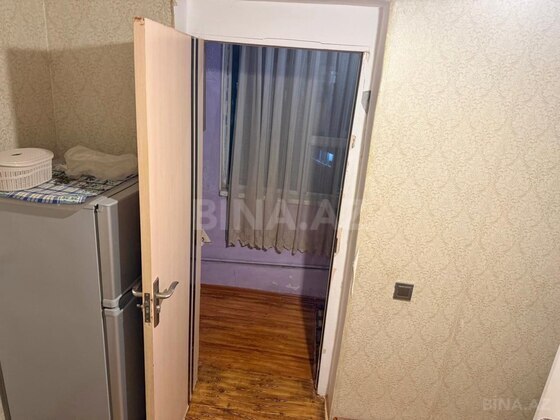 3 otaqlı Köhnə tikili, Qara Qarayev m., Bakı