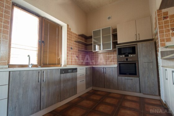 8 otaqlı Həyət evi/Bağ evi, Gənclik m., Bakı