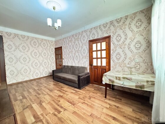 1 otaqlı Köhnə tikili, Memar Əcəmi m., Bakı
