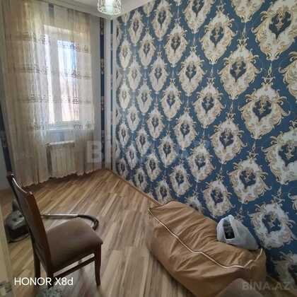 3 otaqlı Yeni tikili, Xırdalan