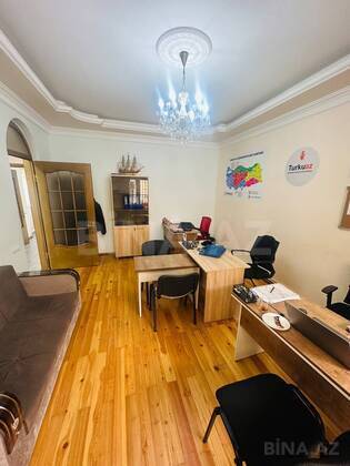 7 otaqlı Ofis, Nizami m., Bakı