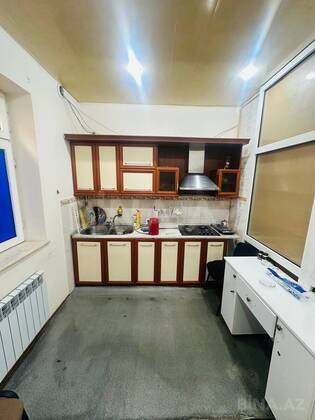 7 otaqlı Ofis, Nizami m., Bakı