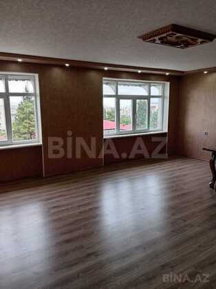 5 otaqlı Köhnə tikili, Gəncə